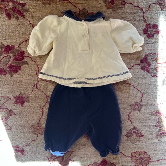 Vintage Infant Girl’s Ruffle Sweatsuit Set - Picture 2 of 4